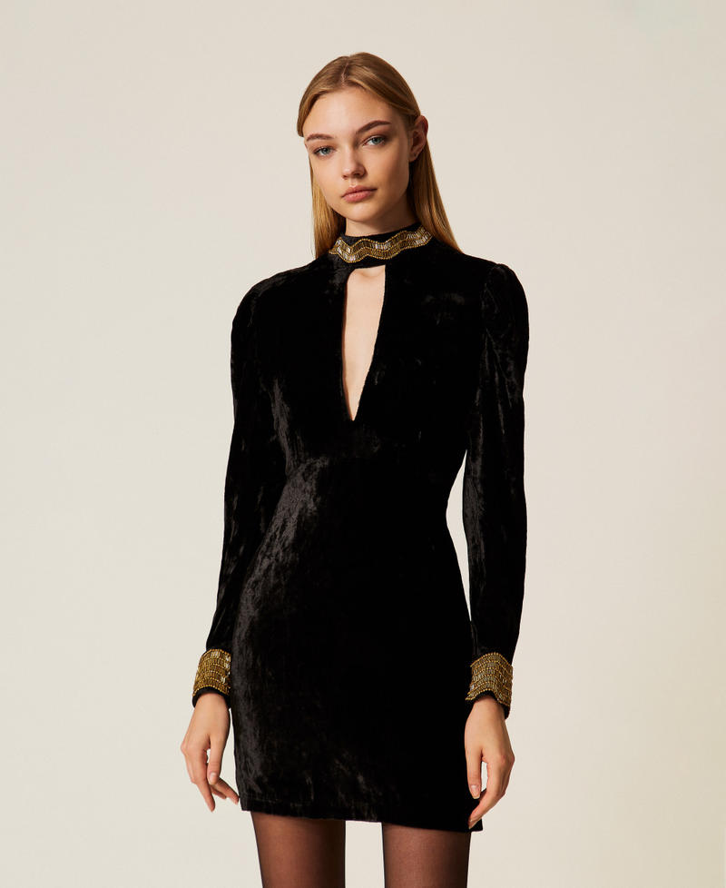 Short velvet dress with embroidery Black Woman 252TS2270_00006_01