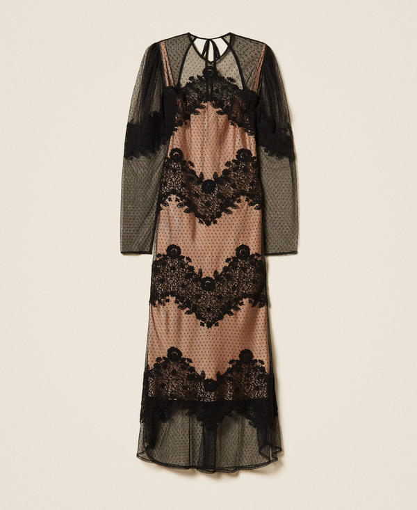 Robe longue en tulle et dentelle