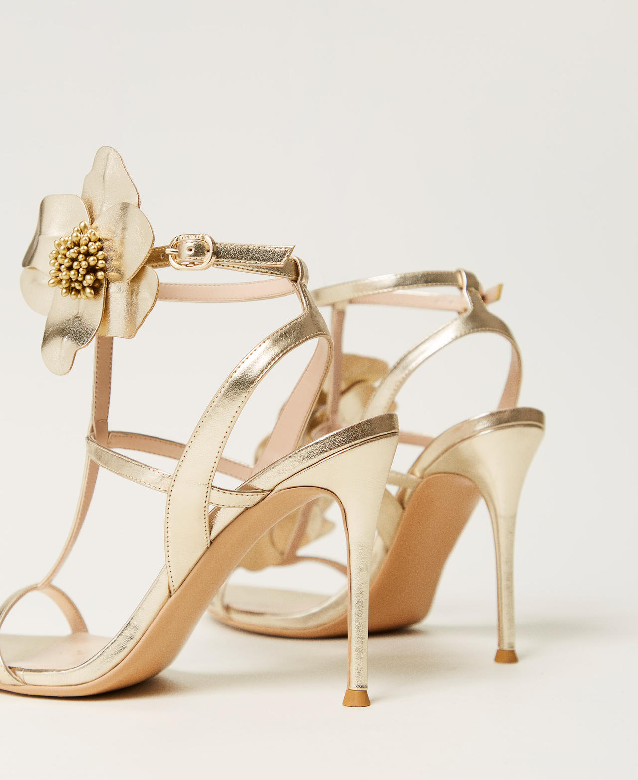 High-heeled sandals with flowers Platinum Woman 251TGT102_11733_03
