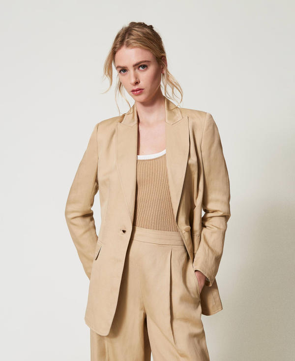 Einreihige Jacke aus Leinenmischung