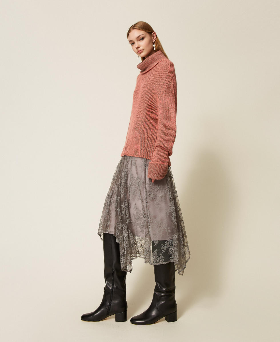 Wool blend vanis&eacute; turtle neck jumper Dusty Pink/Dove Brown Woman 252TF3010_13000_02