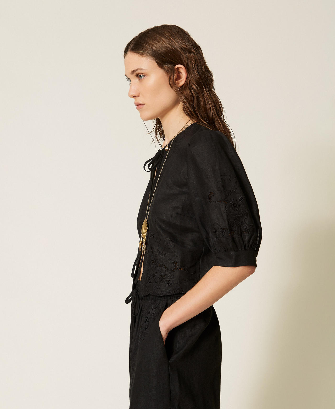 Camicia in lino e sangallo Nero Donna 261TT2120_00006_03