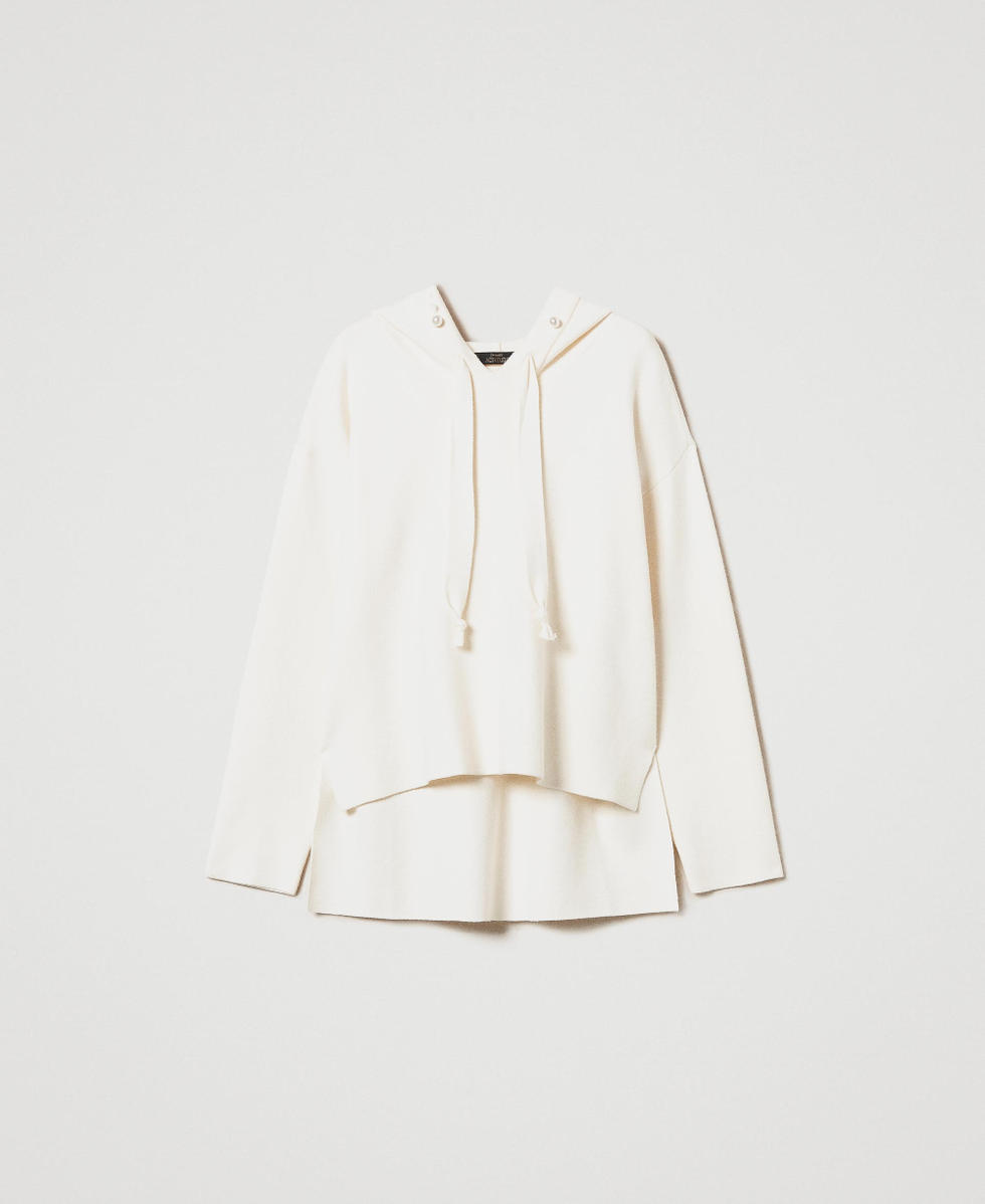 Jersey con capucha y cuentas