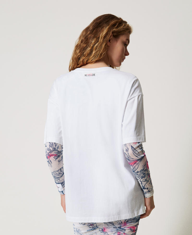 MYFO T-Shirt im Oversize-Fit Papers / Bandit Geisha-Print Frau 251AQ2052_12444_03