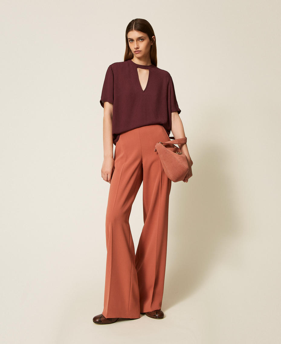 Crêpe de Chine blouse with cut-out “Wine tasting” Purple Woman 252TP2292_05609_T0