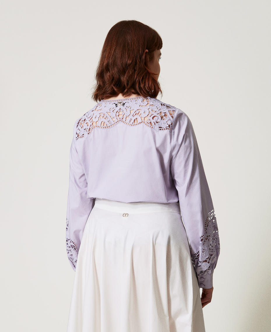 Shirt in broderie anglaise poplin Lilac Flowers Woman 251TT2333_00703_03