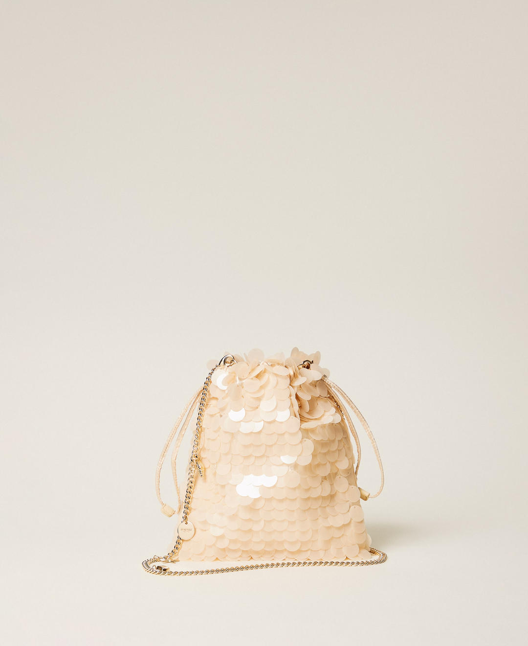 Pochette en satin avec sequins