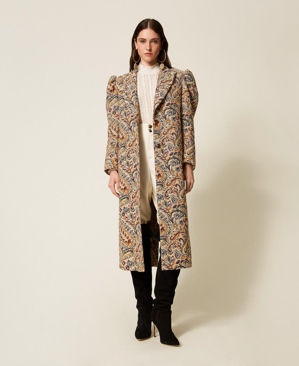 Manteau jacquard avec motif paisley