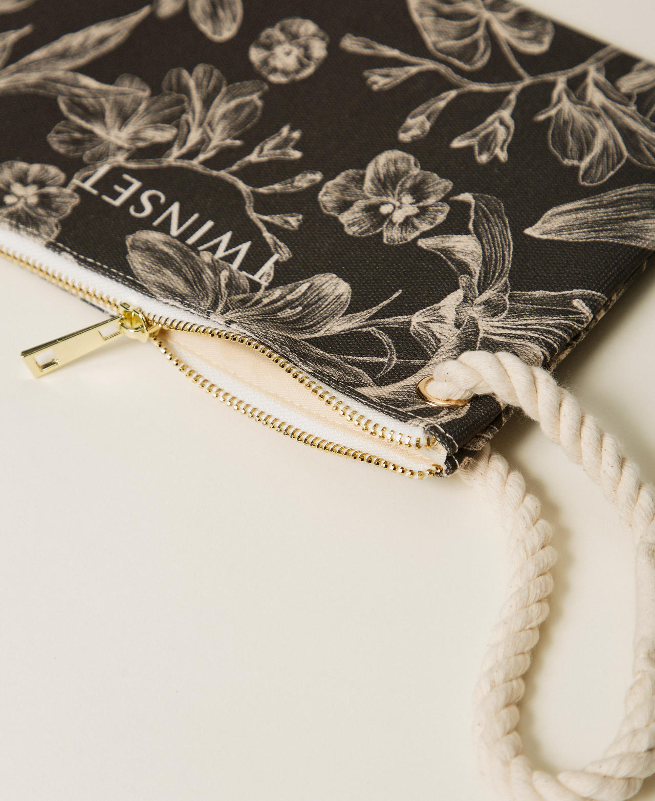 Pochette aus Canvas Print Toile De Jouy Schwarz/Vanillewei&szlig; Frau 261LM8AJJ_13466_03