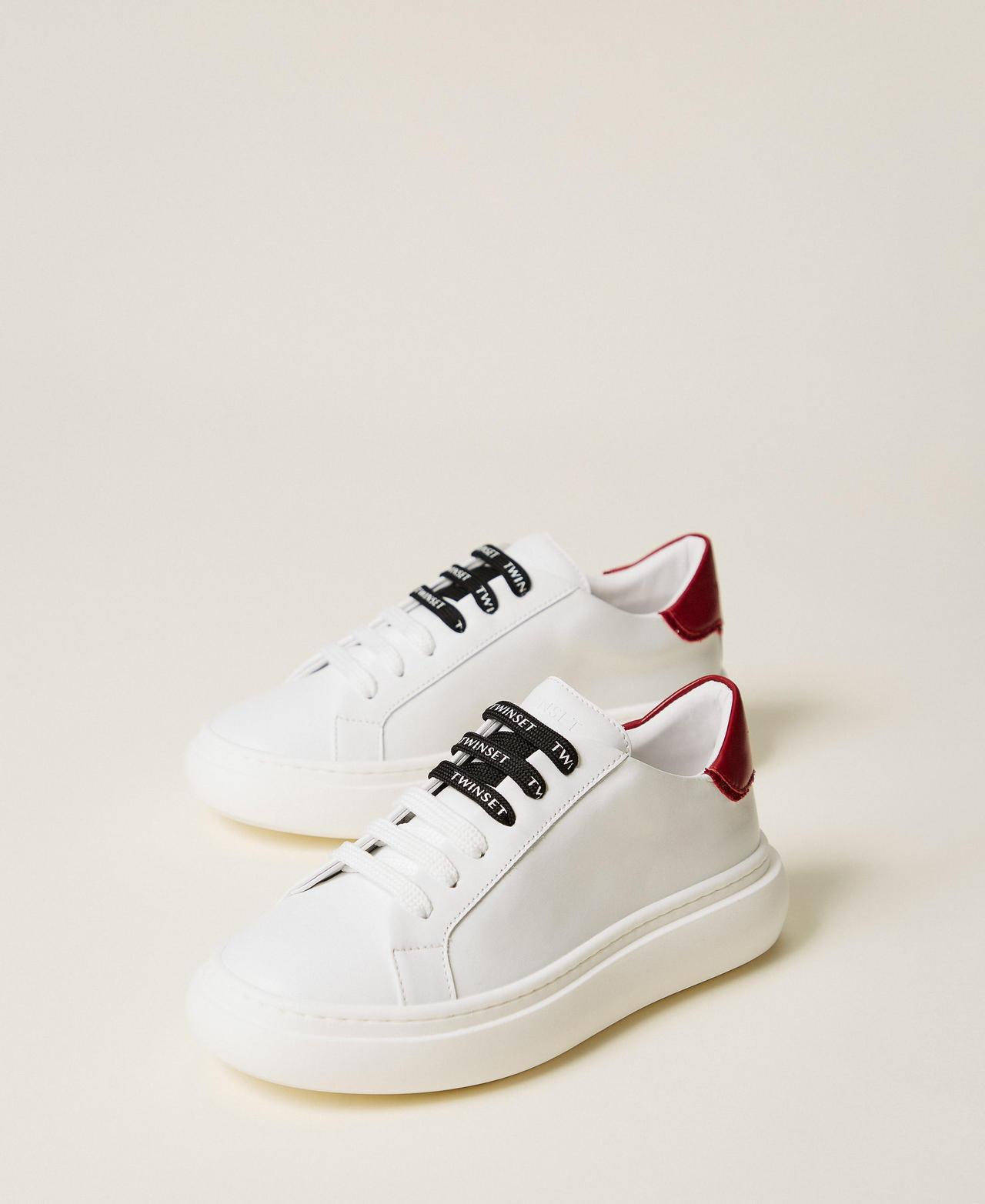 Leather trainers with logo Two-tone Off White/Red Ruby Girl 262GCJ032_13725_02