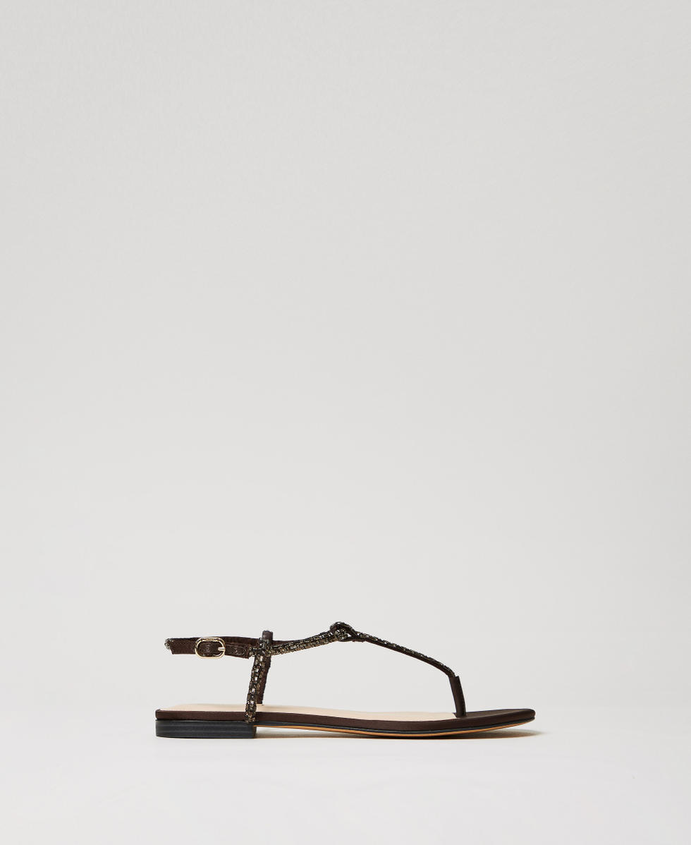 Flat thong sandals with rhinestones