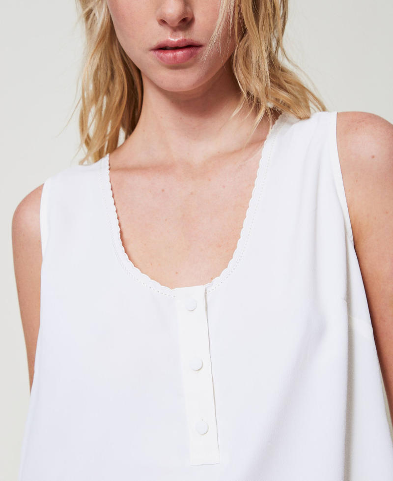 Embroidered cr&ecirc;pe de Chine top Sugar White Woman 251AP2240_00632_03