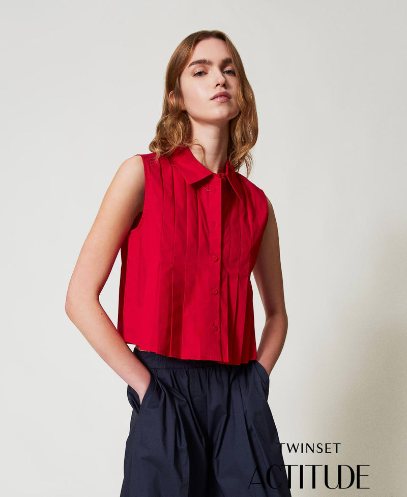 Cropped shirt with pleats Love Potion Woman 251AP2290_12120_PA