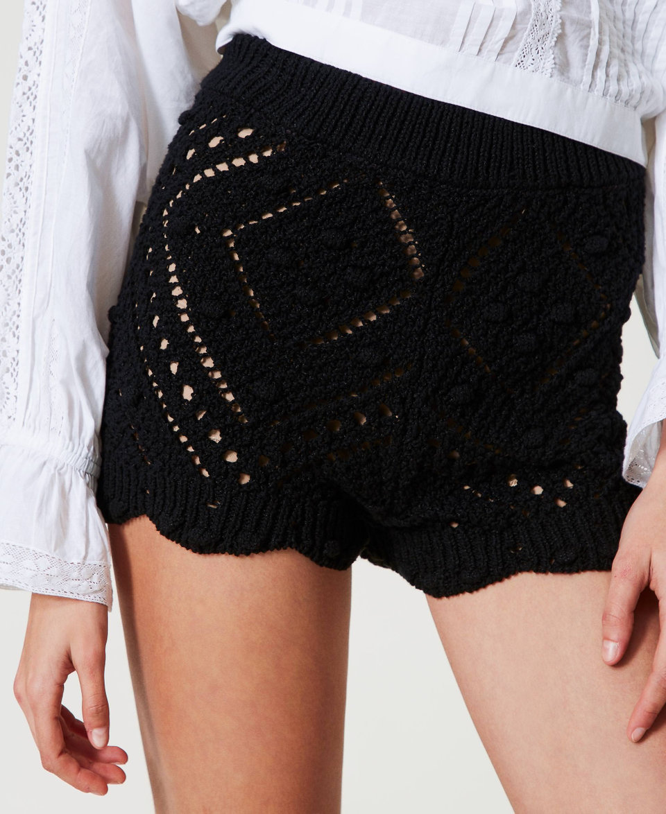 Openwork knit shorts Black Woman 251TP3542_00006_04