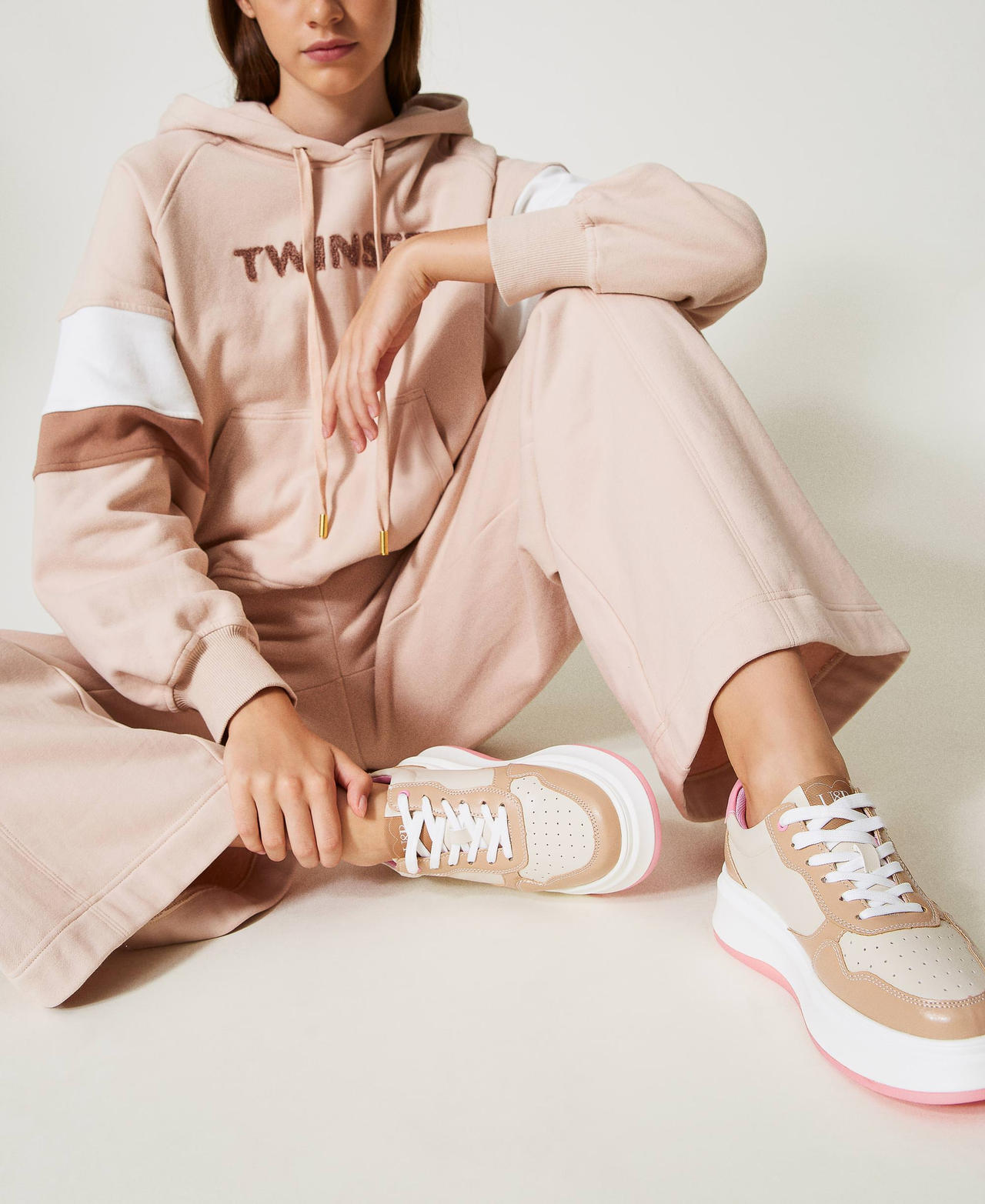 Sneakers color block Bicolor Bianco Ottico / Rosa "Prism Pink" Donna 242LIP010_11742_0S