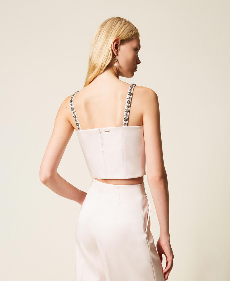 Cropped-Top aus Duchesse mit Stickerei Sandrosa Frau 261TP2413_00570_03