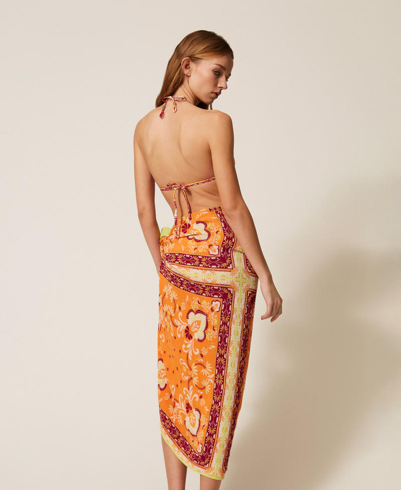 Embossed sarong with print Orange Foulard Print Woman 261LB4ADD_13226_03