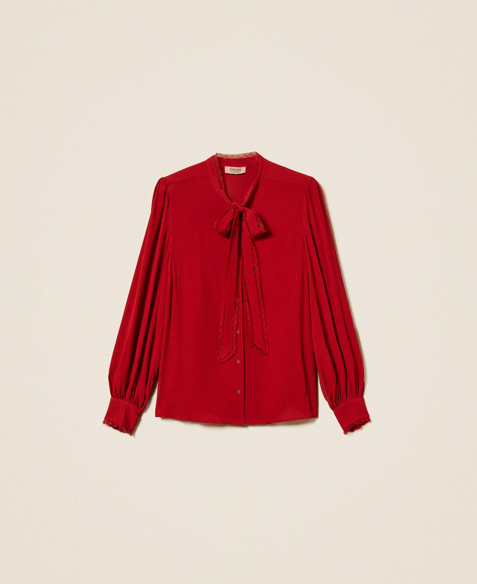 Cr&ecirc;pe de Chine shirt with bow