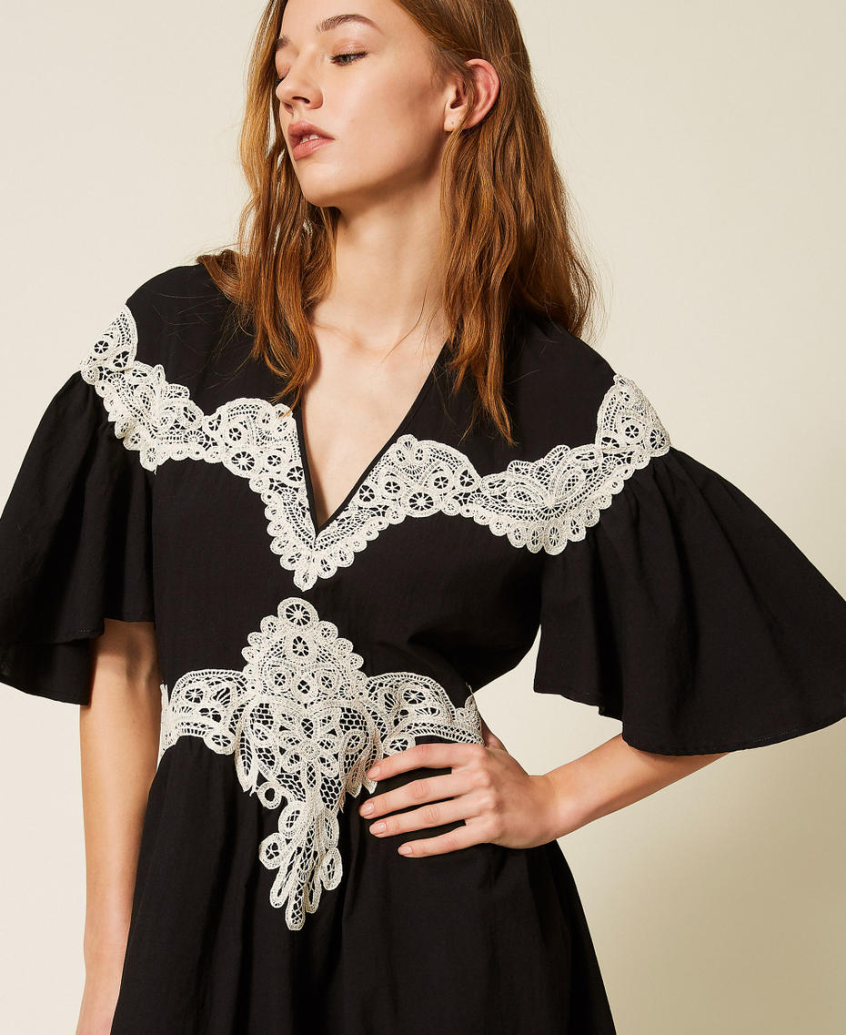 Short muslin dress with macram&eacute; Black / "Vanilla" White Woman 261LM2DCC_04241_04