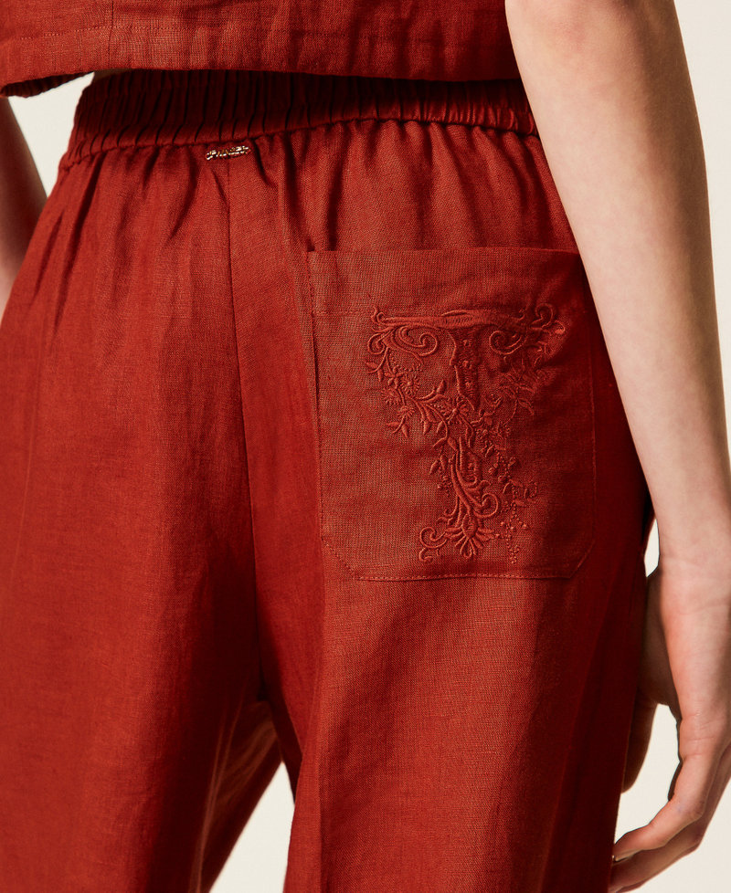 Hose aus Leinen mit aufgesticktem Logo &bdquo;Henna&ldquo; Brown Frau 261TT2302_13332_04