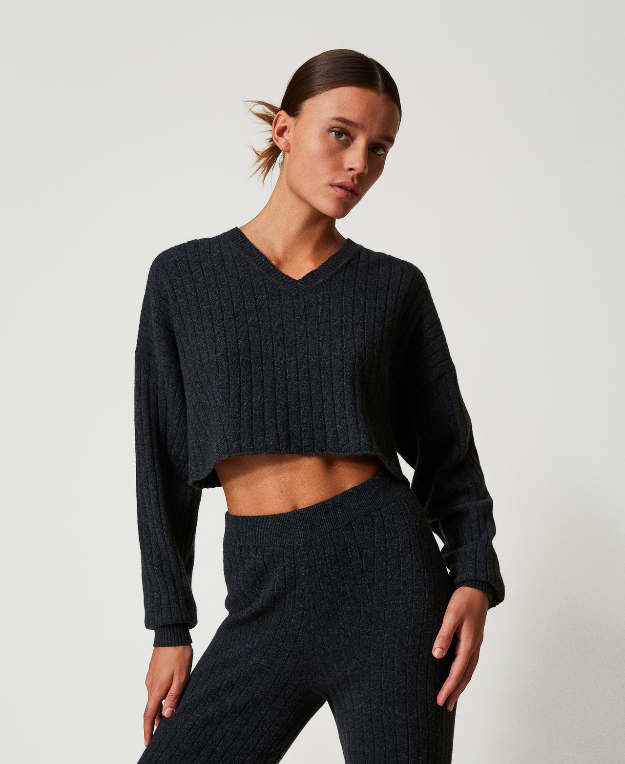 Cropped jumper grey discount