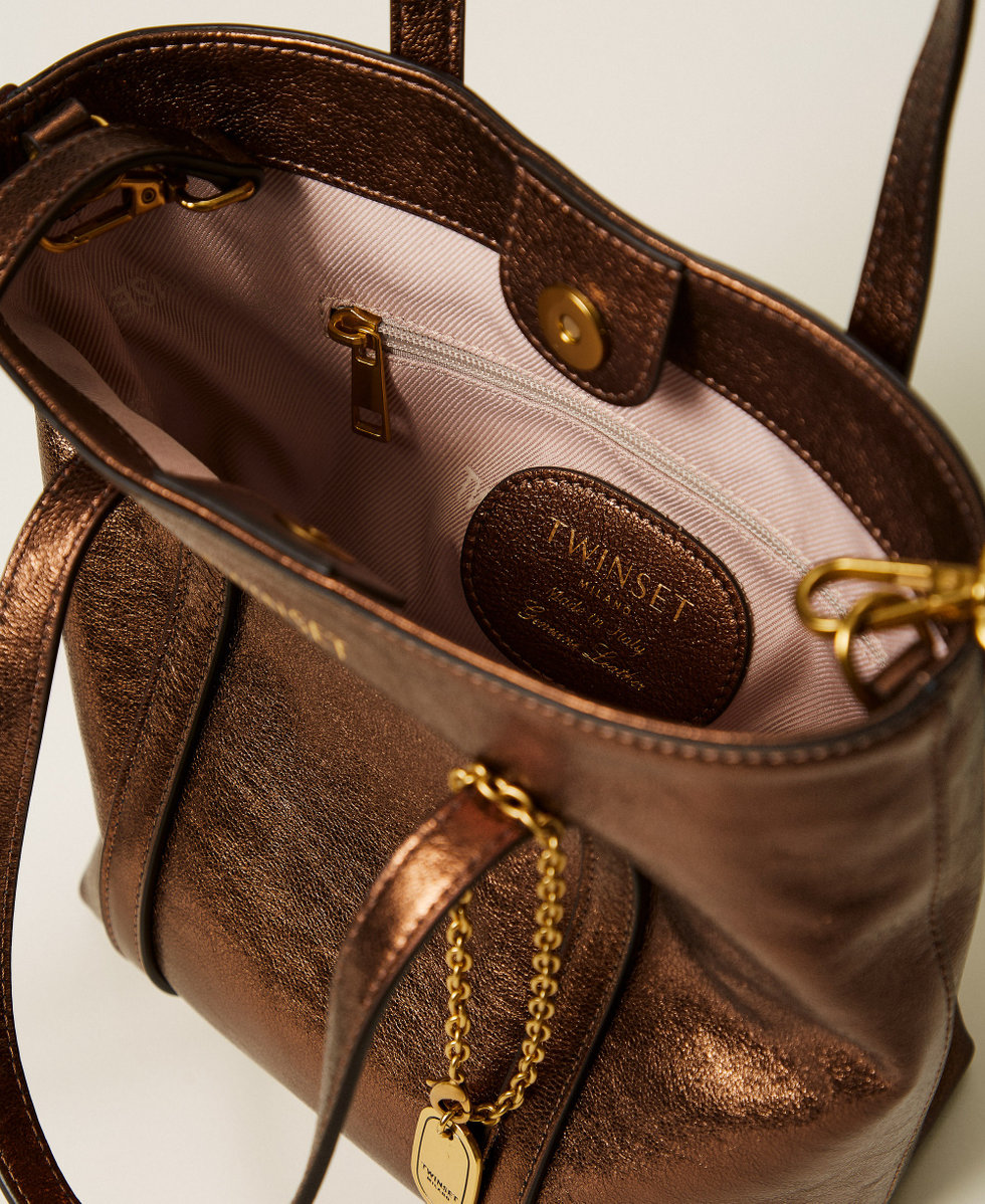 Leather shopper bag with charm Woman, Gold | TWINSET Milano