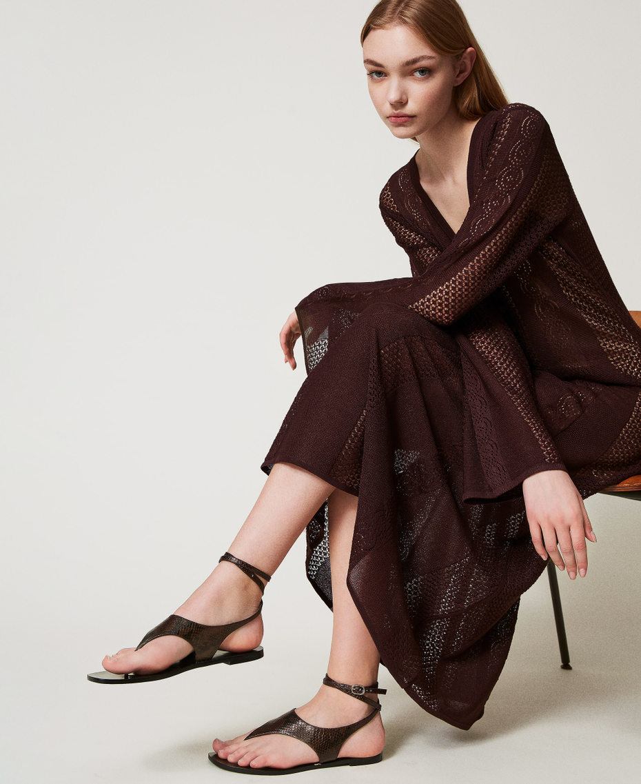 Sandalias planas de dedo de piel Pitón Chocolate Mujer 251TGT170_12383_T0