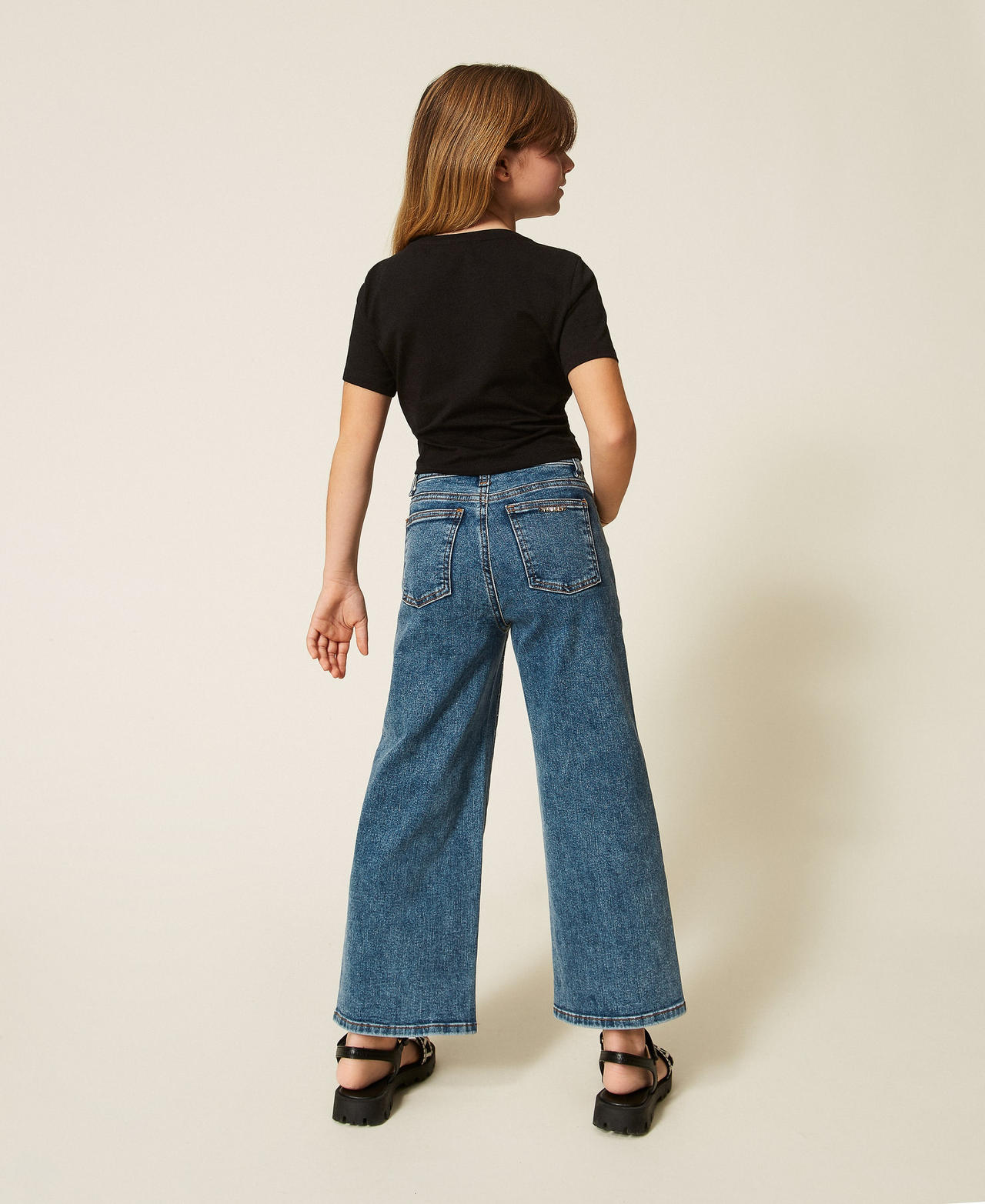 Jeans cinque tasche con borchie Blue Denim Medium Bambina 261GJ2122_13321_03