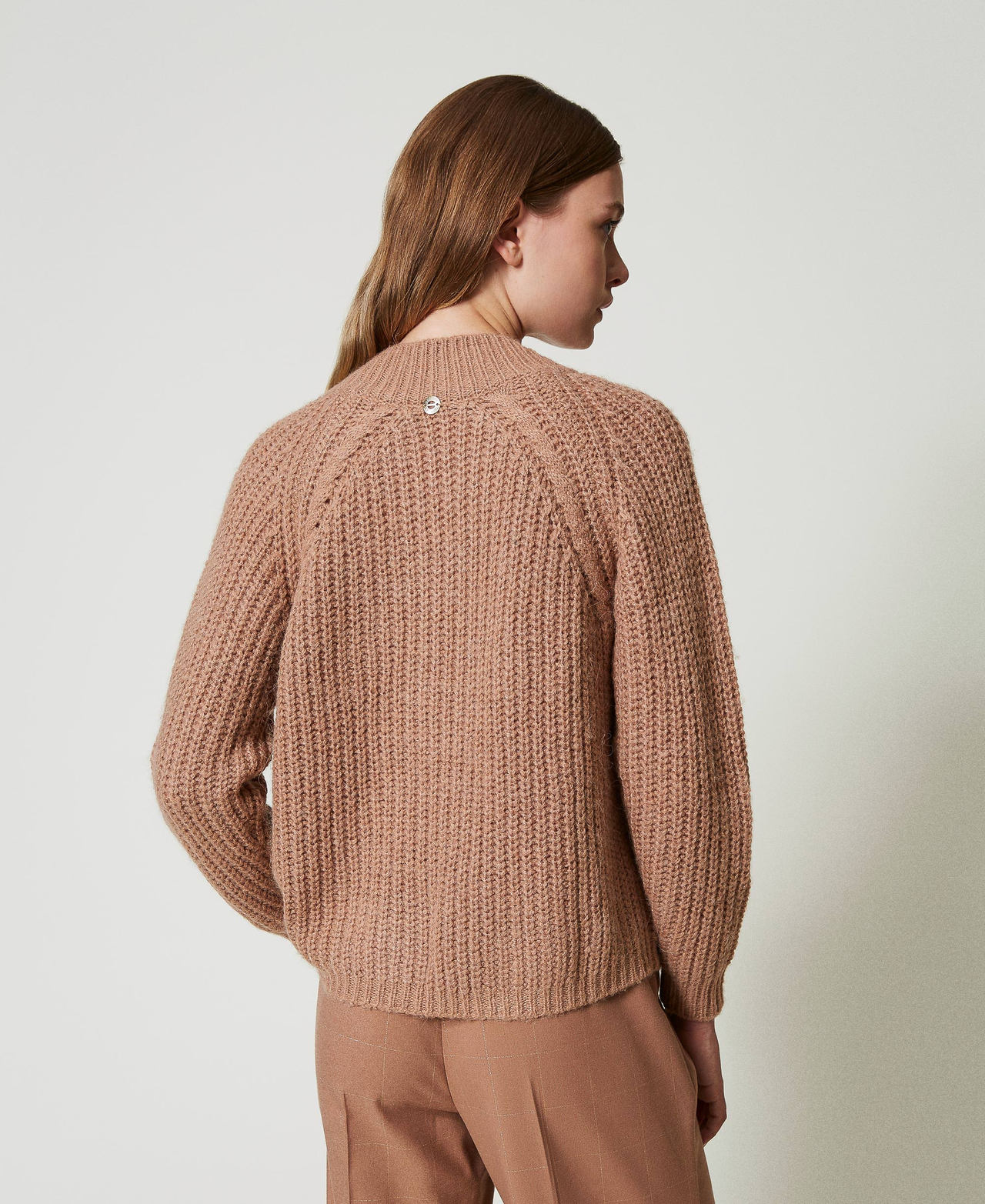 Pull c&ocirc;tel&eacute; avec torsades Marron &laquo;&nbsp;Beaver&nbsp;&raquo; Femme 242AT3213_11960_03