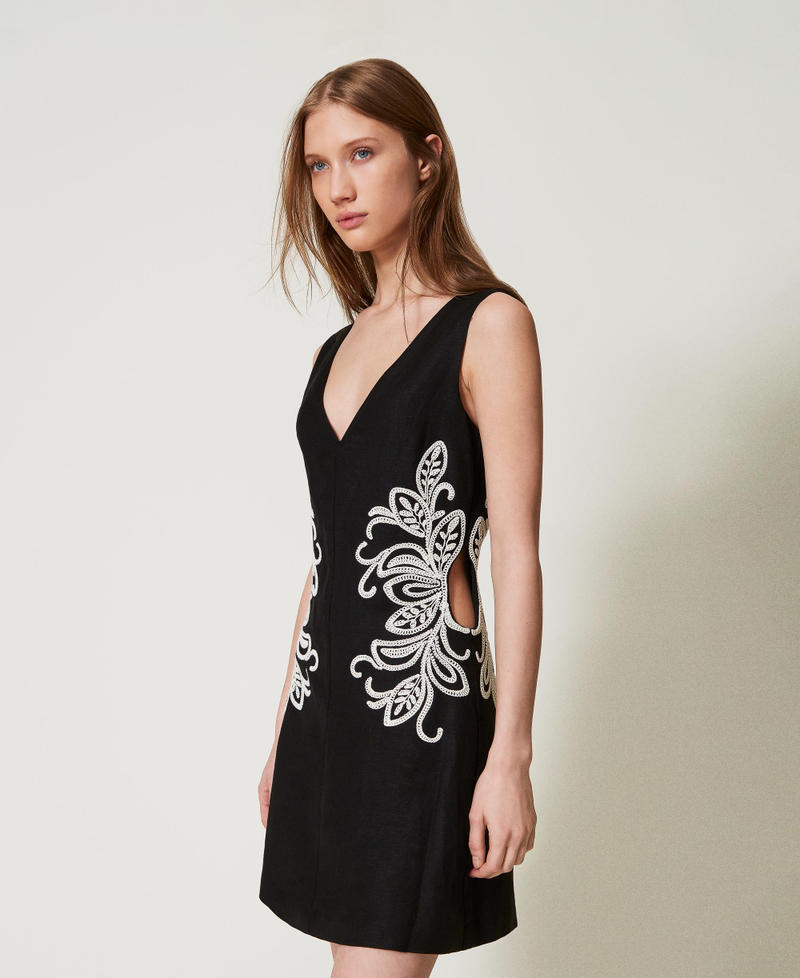 Short linen blend dress with embroidery Bicolour Black / Mother-of-pearl White Woman 251LB2FBB_02710_02