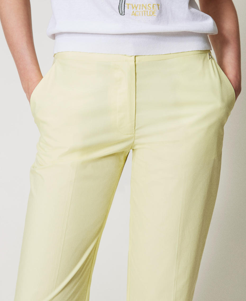 Chinohose aus Popeline Yellow Pear Frau 251AX2112_12348_03