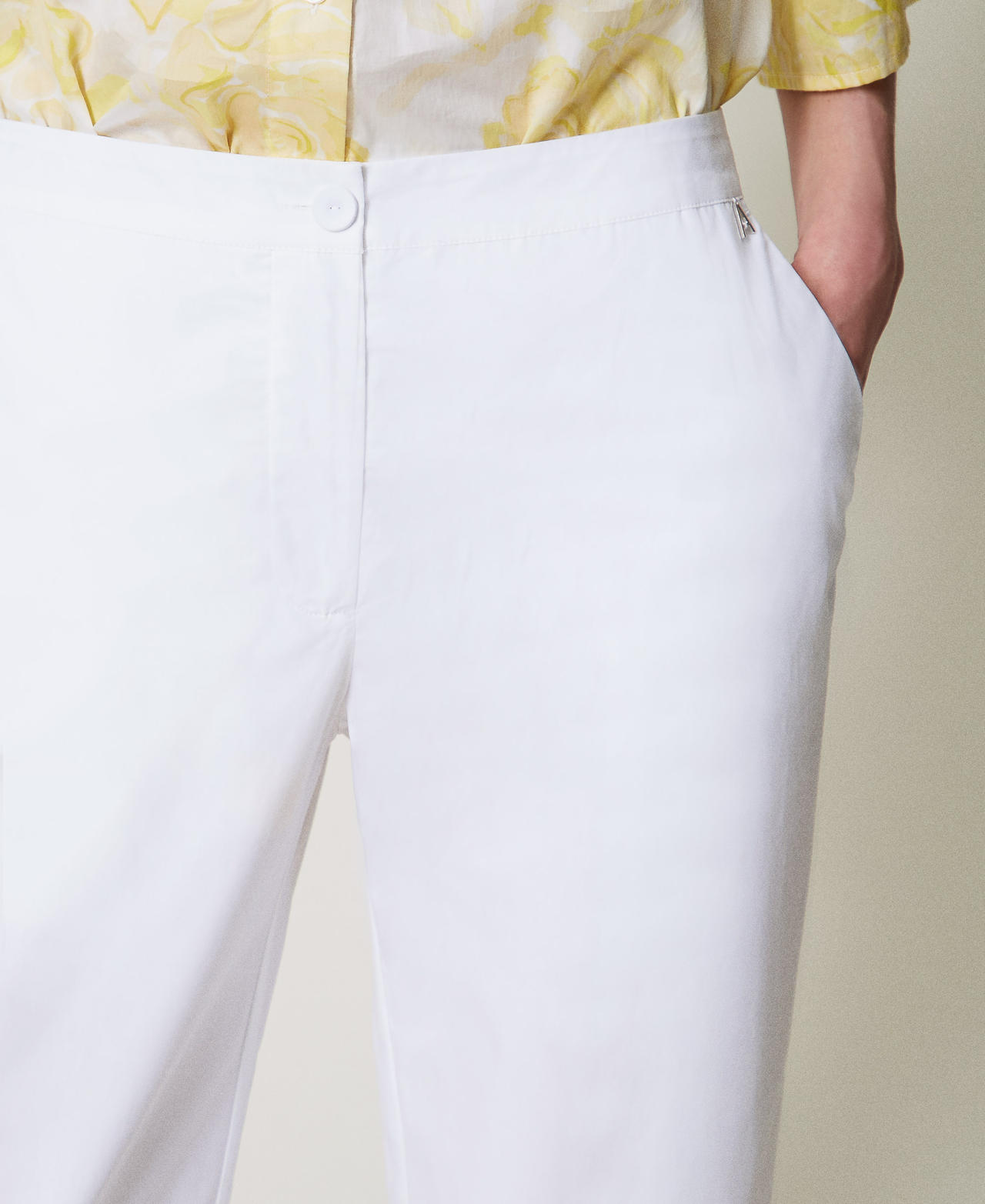 Poplin chino trousers Woman, White | TWINSET Milano