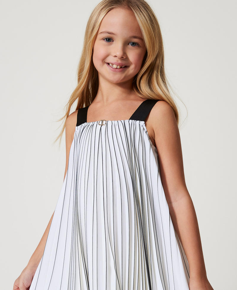 Short pleated dress with print Bicolour "Ice" White / Black Girl 251GJ2QL0_02849_04