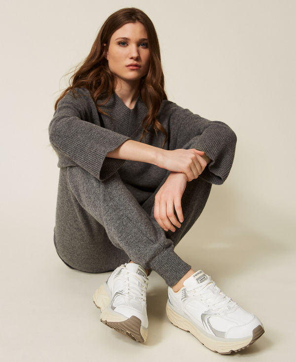 Fessura running trainers